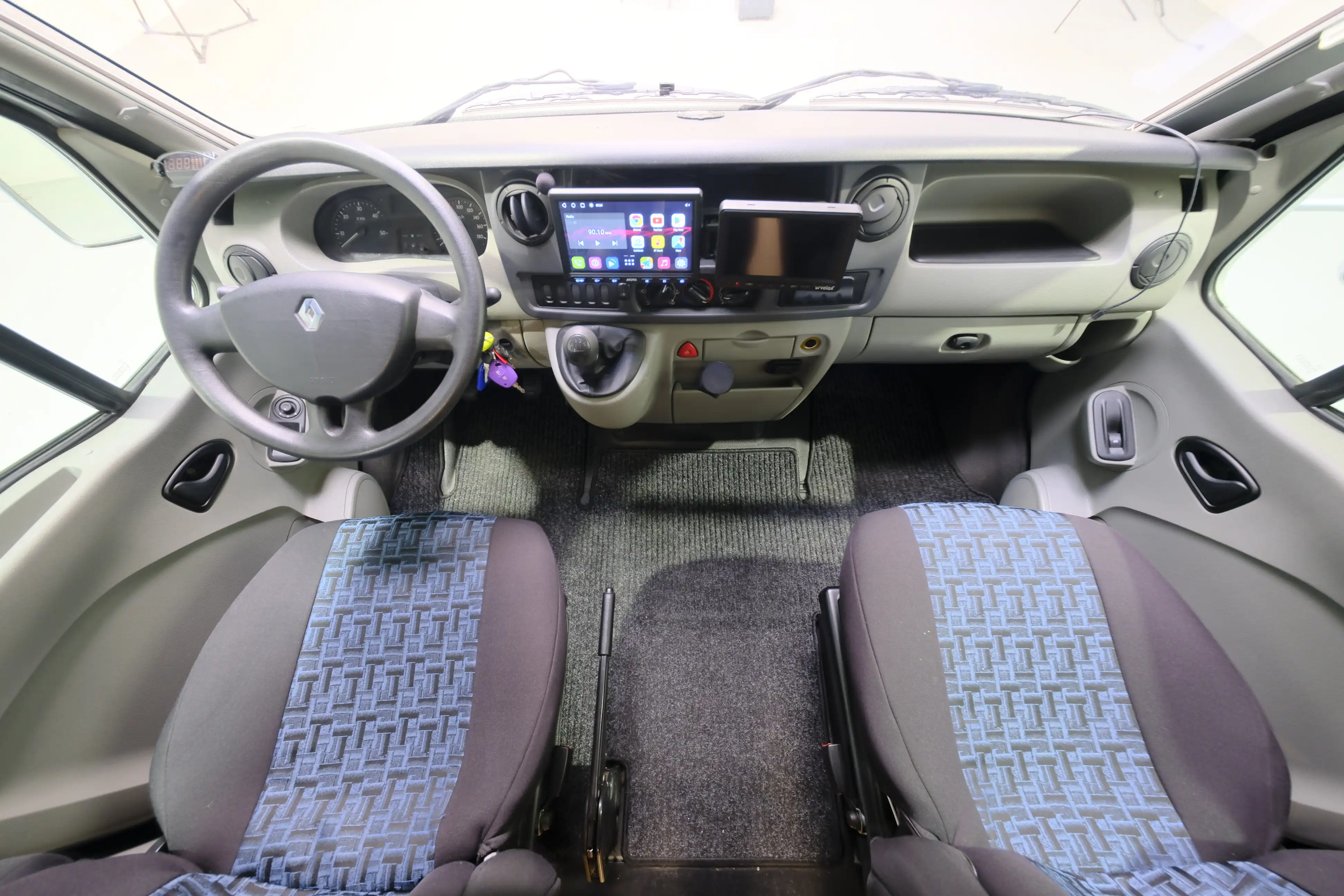 BUERSTNER Delfin T 680  - Ansicht 5